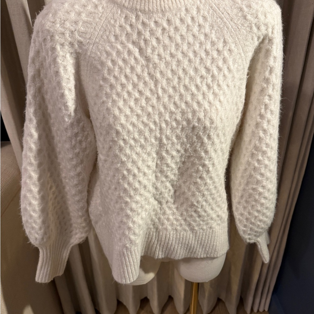 Line & Dot Textured Sweater - XS